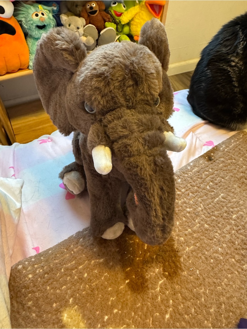 Fahlo plush elephant!! Sooo soft and cute!!
